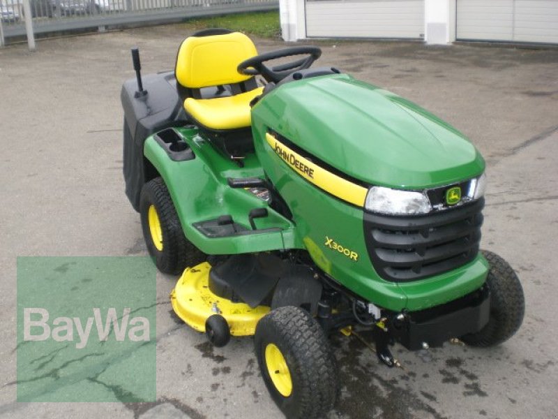 John Deere Aufsitzmäher John Deere X300R Rasentraktor Gebrauchte