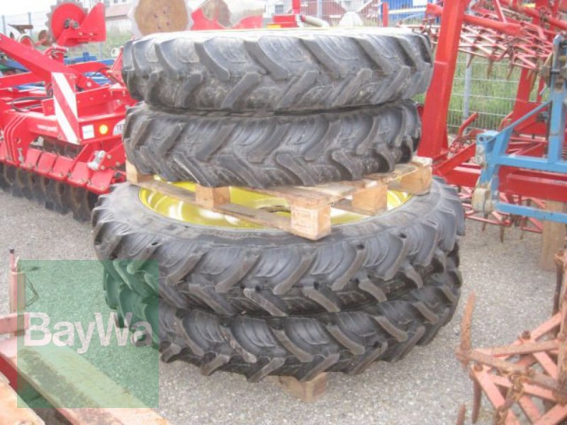 Bild Taurus 270/95 R32 + 270/95 R48