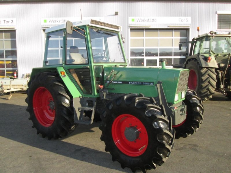 Bild Fendt 309 LS mit Frontlader